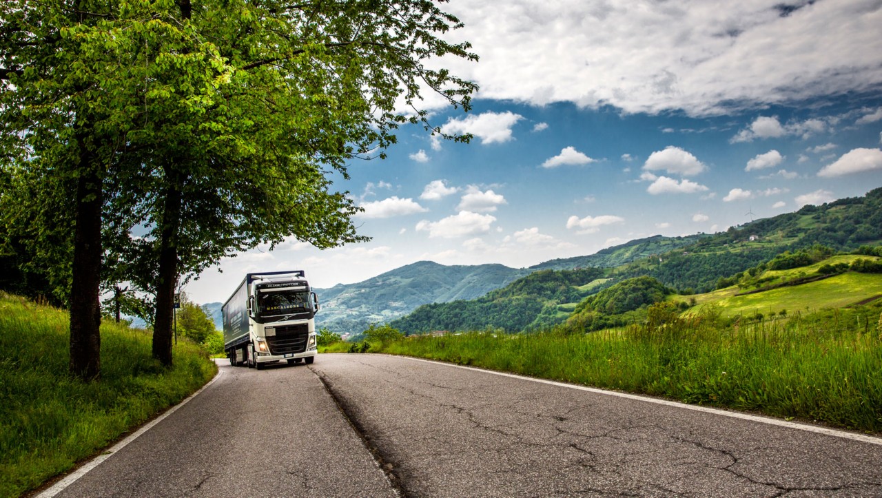 Kamioni kompanije Sartori Transporti obično prelaze 150.000 km godišnje. Uz mjenjač I-Shift sa dva kvačila procjenjuju da svaki kamion godišnje uštedi goriva u iznosu do 2.500 eura. 